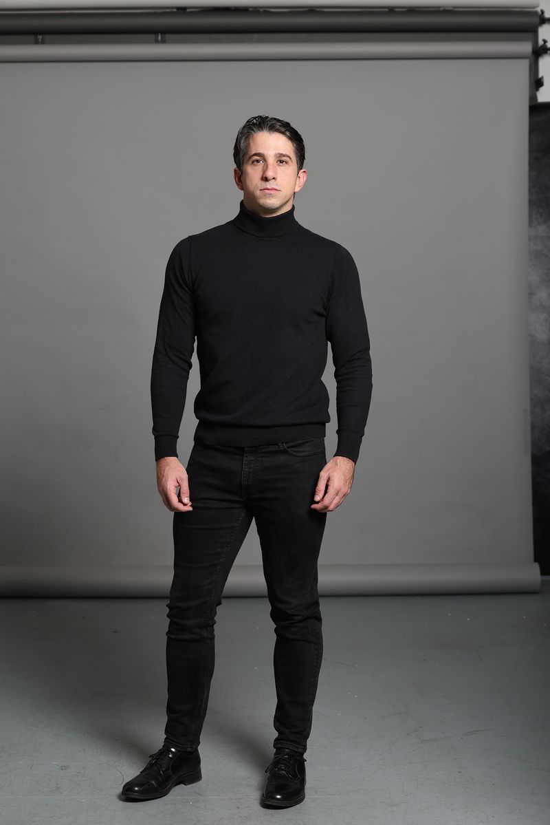 Javi Guerrero — Full body